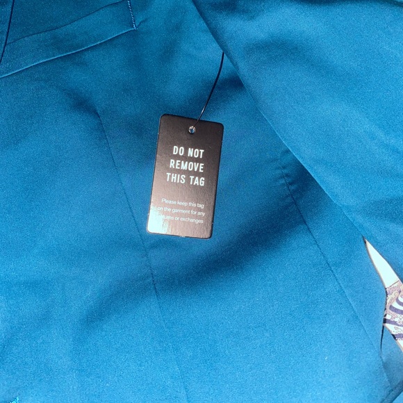 Express suit - Picture 6 of 6